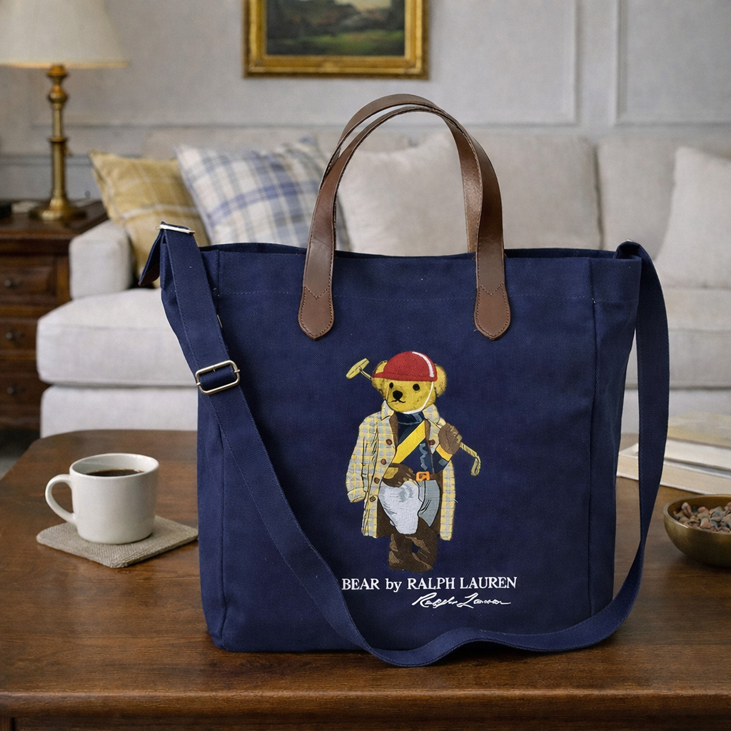 �����t���[�����̃l�C�r�[�g�[�g�o�b�O�B�����Ɏh�J�ōׂ����\�����ꂽ�|���x�A�ƃu�����h���S�A�u���E���̃��U�[�n���h��������